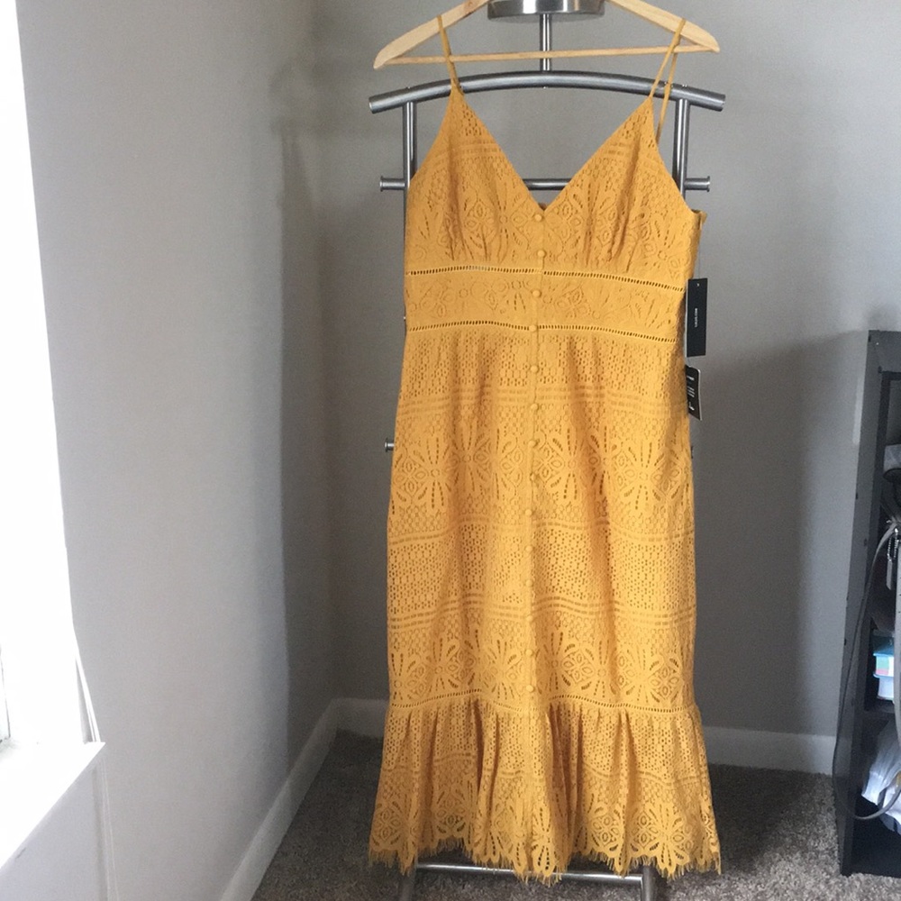 NWT-LULUs dress- Size L